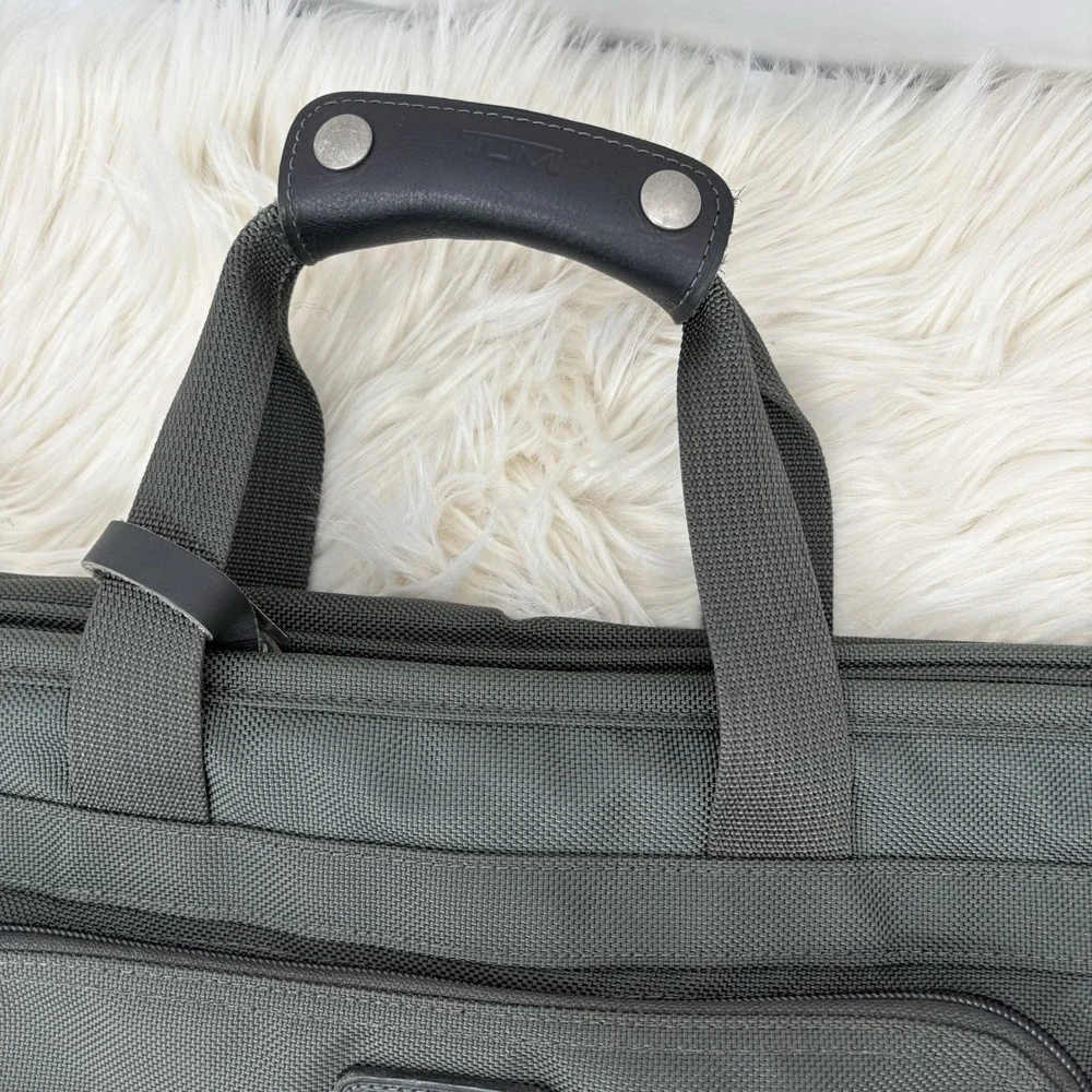 Tumi 225M3 carry on laptop briefcase bag‎ Deep Forrest Green **no Shoulder Strap